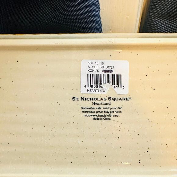 HEARTLAND Christmas Serving Tray - Picture 8 of 8